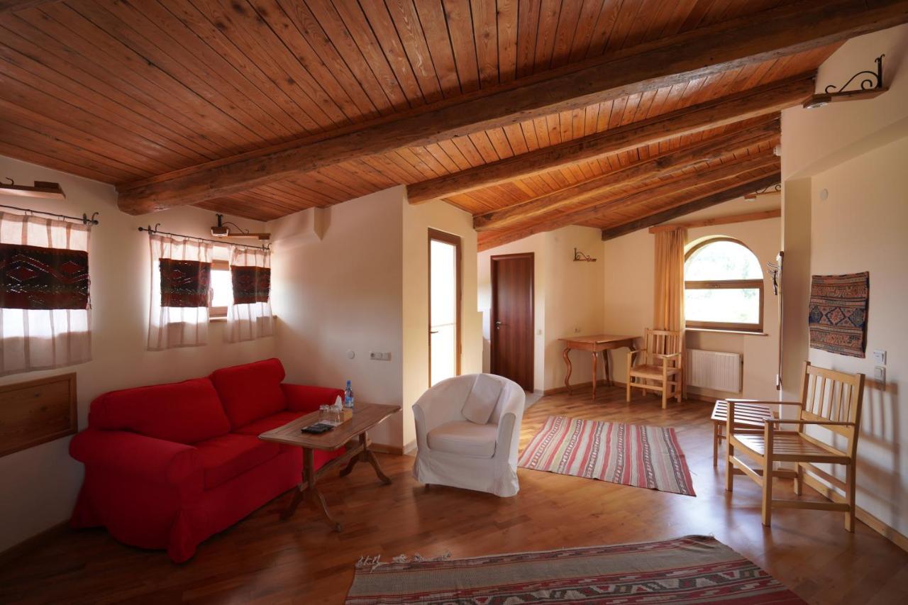 Hotel Mirhav Goris Esterno foto