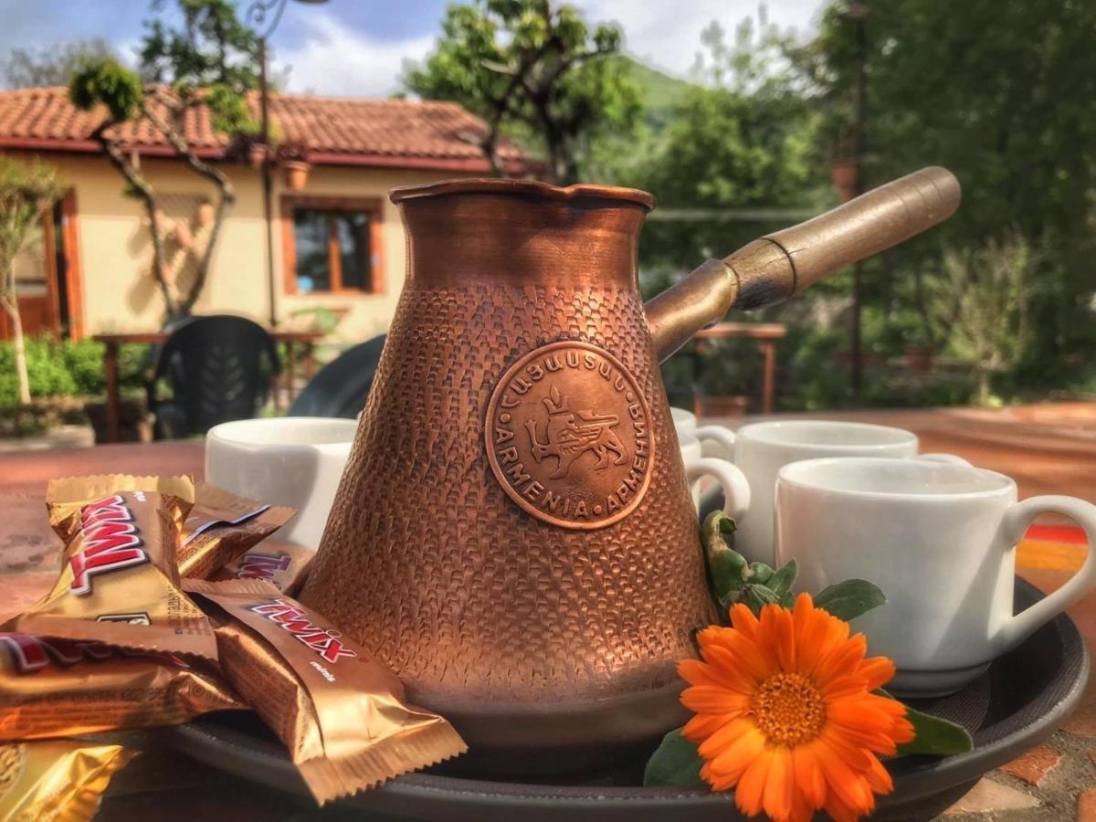 Hotel Mirhav Goris Esterno foto