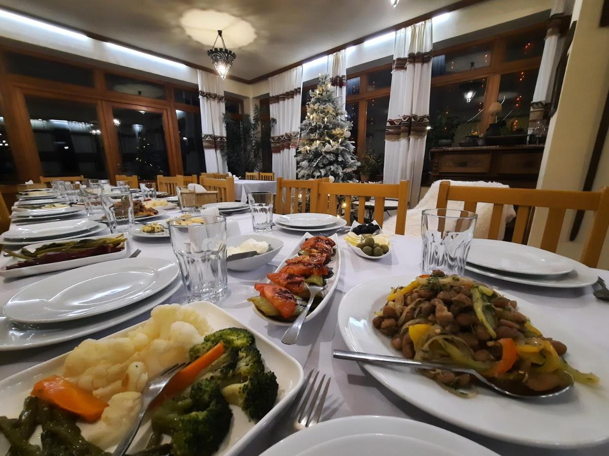 Hotel Mirhav Goris Esterno foto