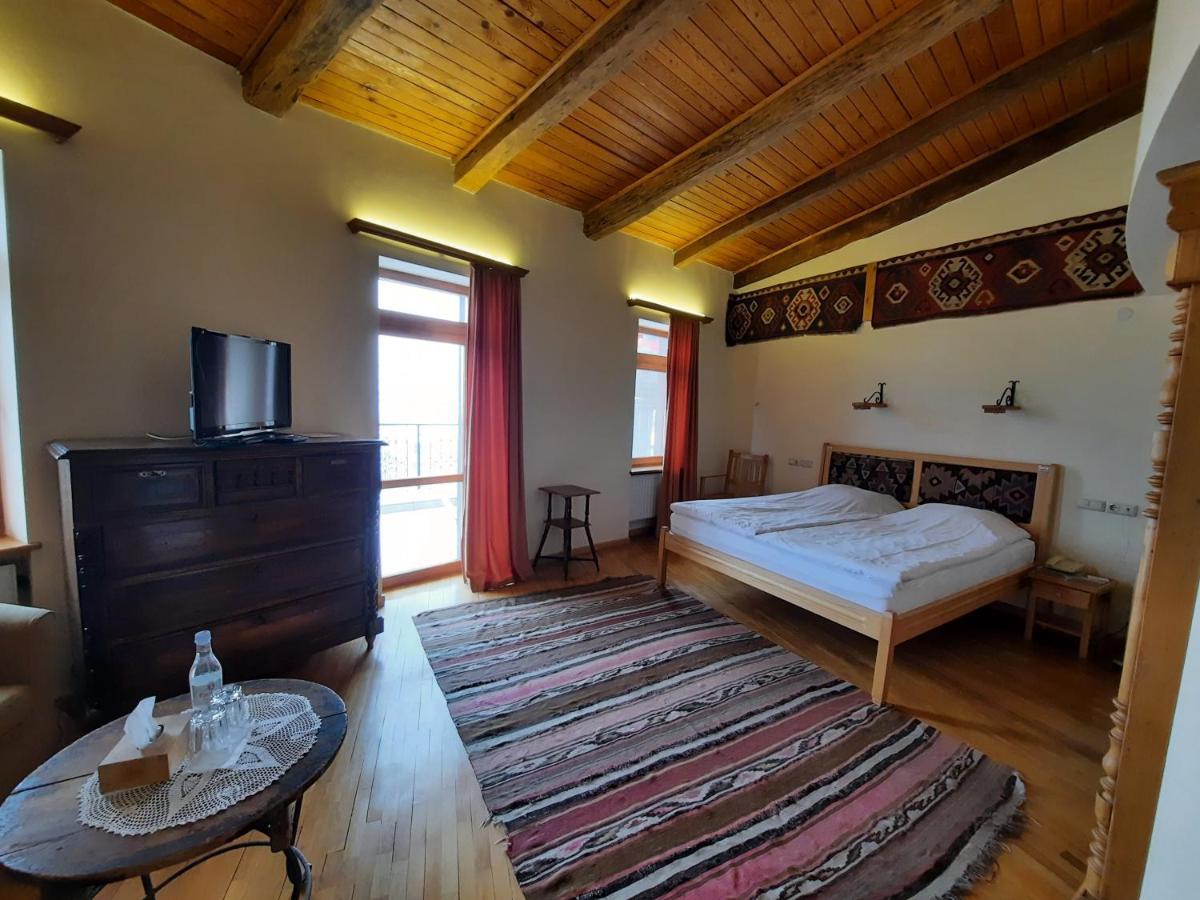 Hotel Mirhav Goris Esterno foto