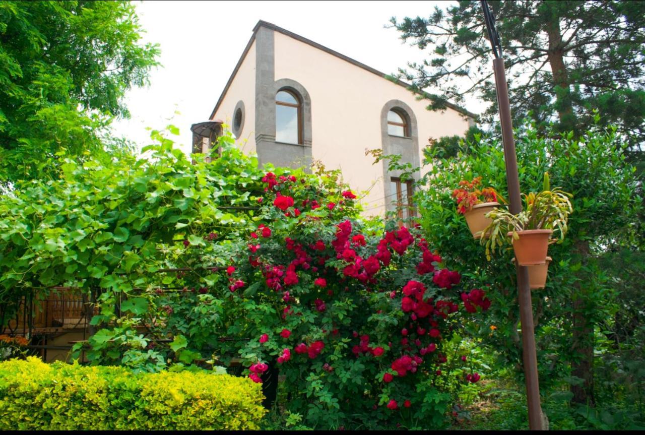 Hotel Mirhav Goris Esterno foto