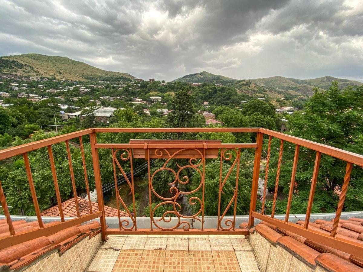 Hotel Mirhav Goris Esterno foto