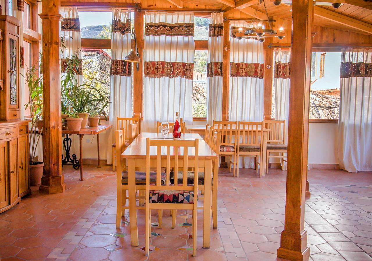Hotel Mirhav Goris Esterno foto