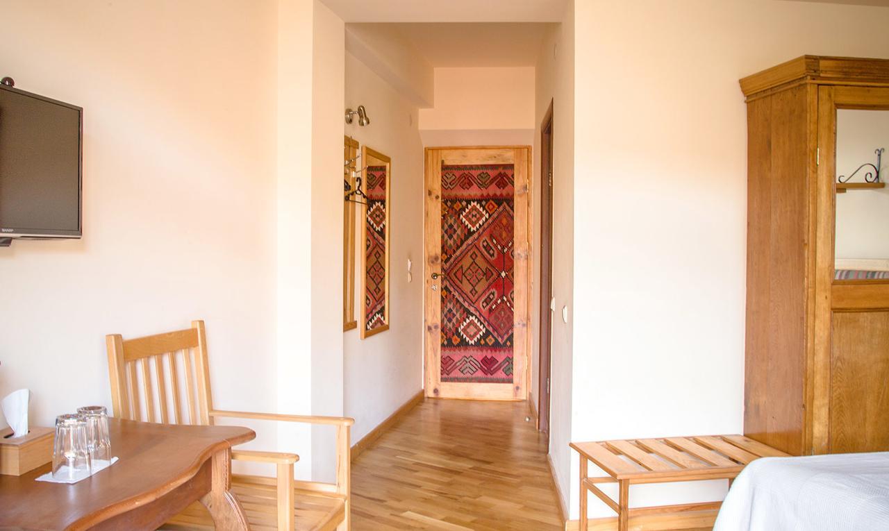 Hotel Mirhav Goris Esterno foto