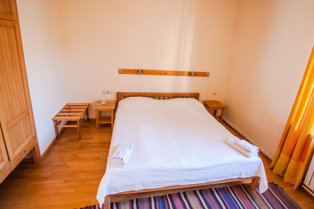 Hotel Mirhav Goris Esterno foto