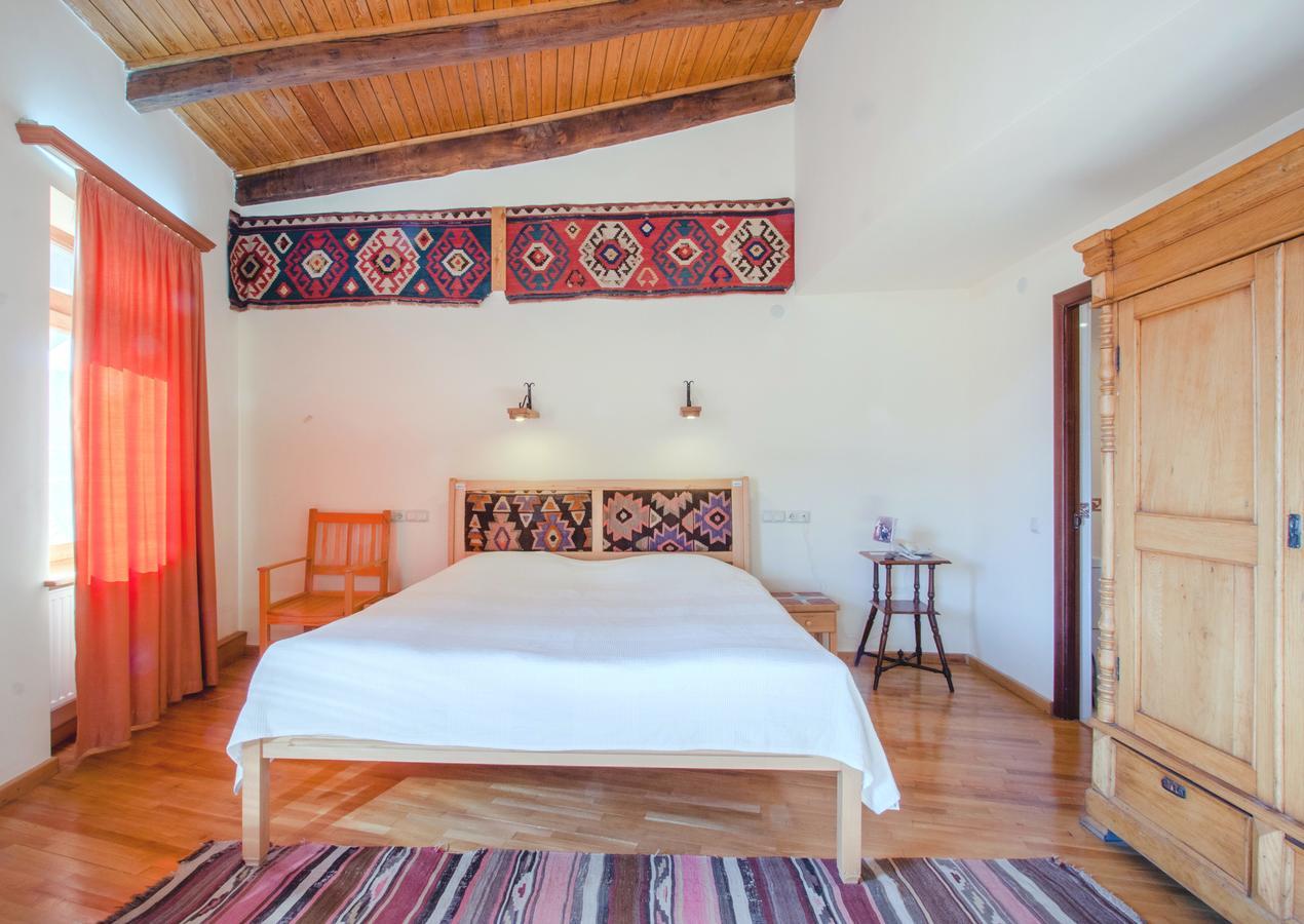 Hotel Mirhav Goris Esterno foto